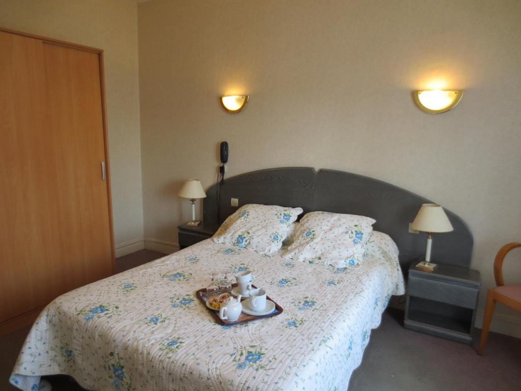 Hotellerie Du Centre Salies-du-Salat Экстерьер фото