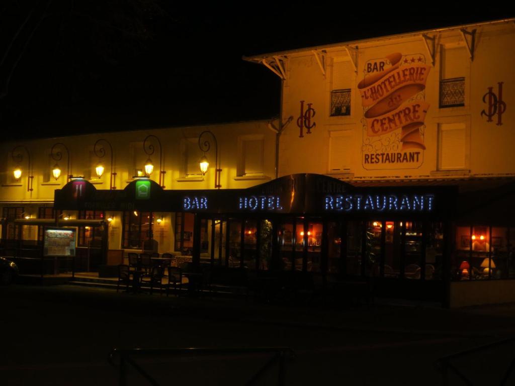 Hotellerie Du Centre Salies-du-Salat Экстерьер фото